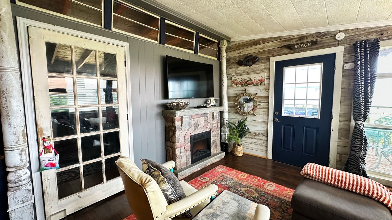 Photo of Livingroom in Surfside Beach