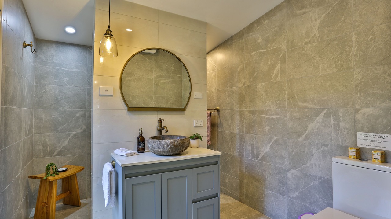 Photo of Bedroom in Taylor Bay