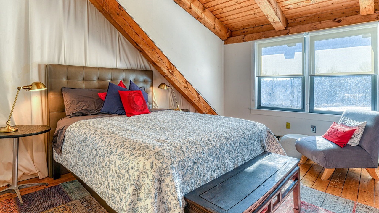 Photo of Bedroom in Wallkill