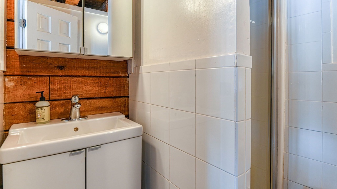 Photo of Bathroom in Wallkill