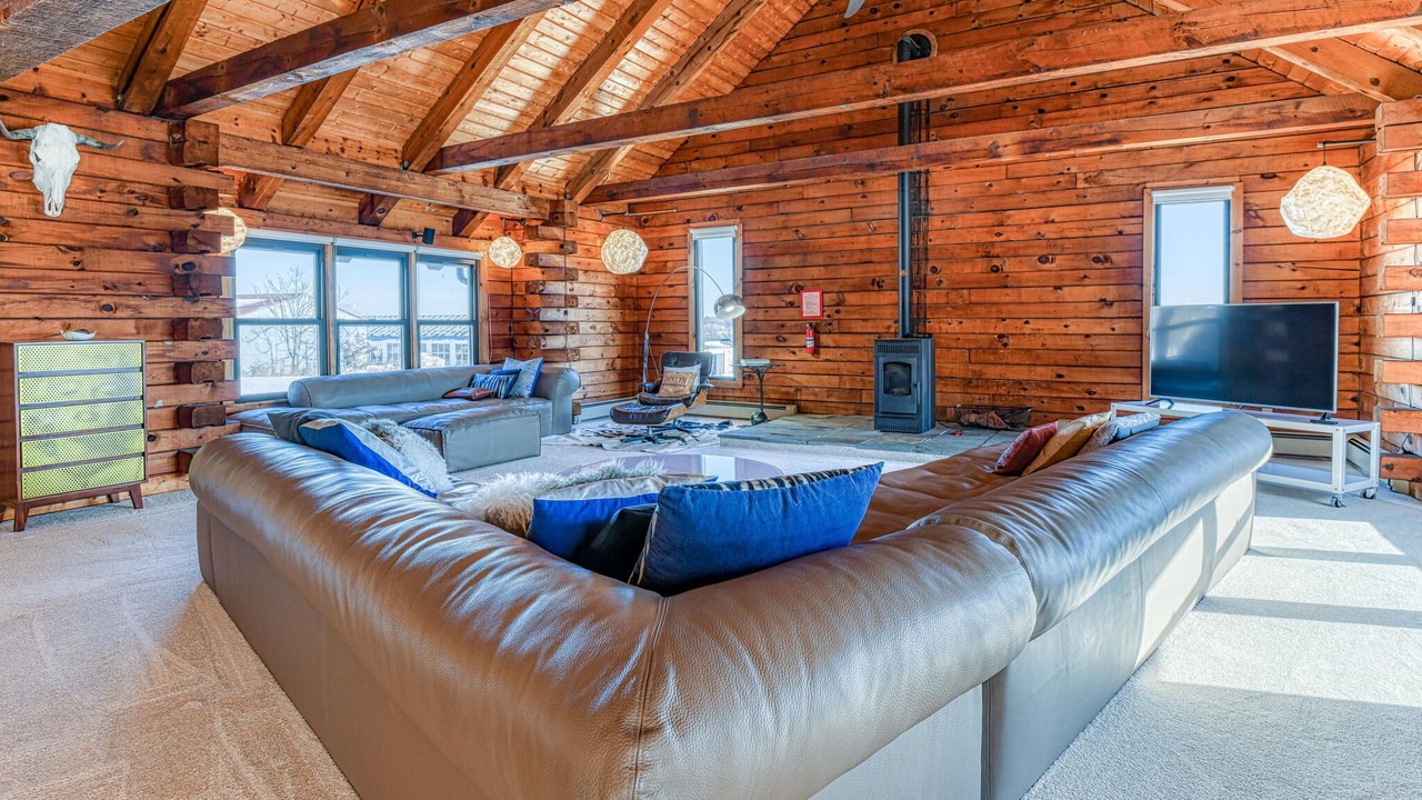 Photo of Livingroom in Wallkill