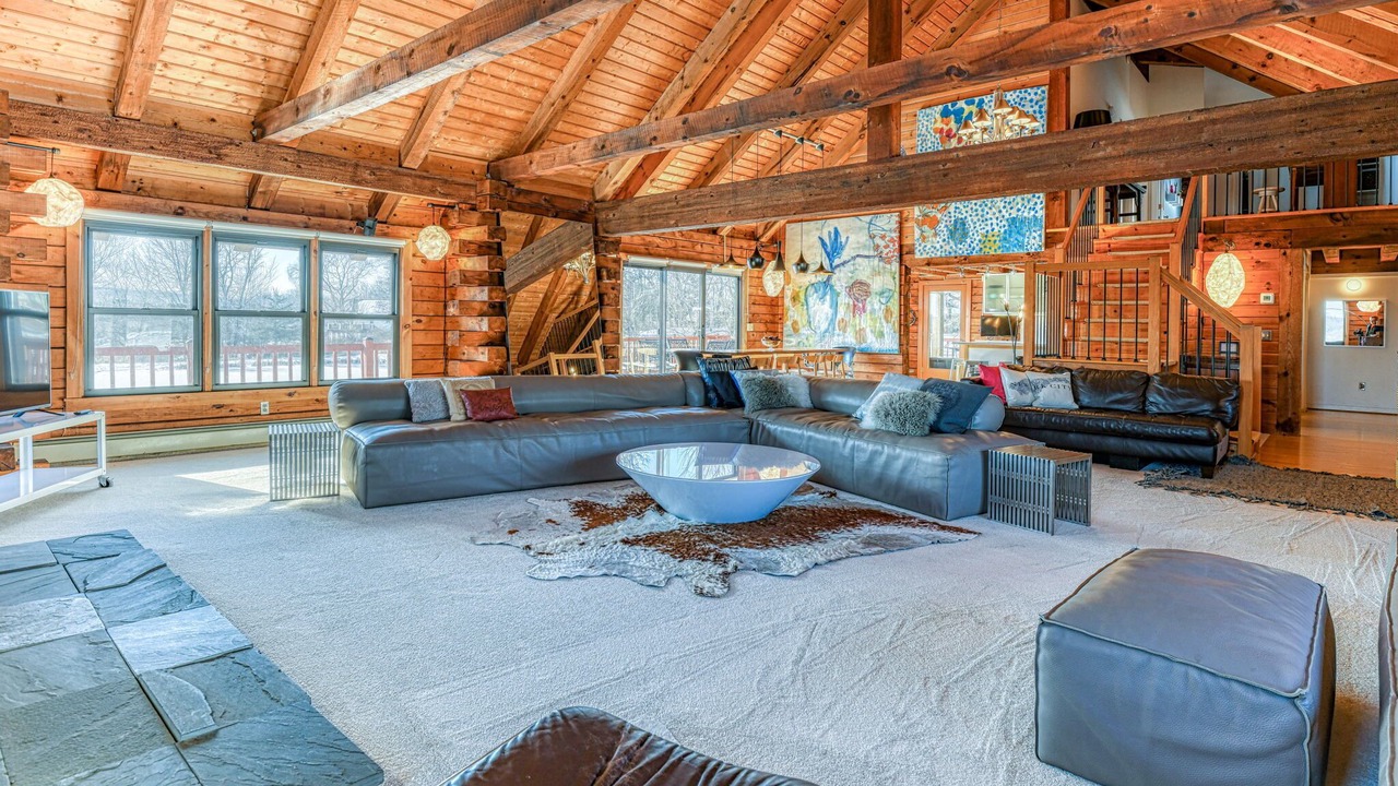 Photo of Livingroom in Wallkill