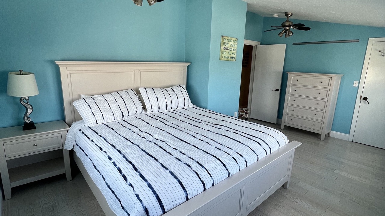Photo of Bedroom in Ocean Bluff-Brant Rock