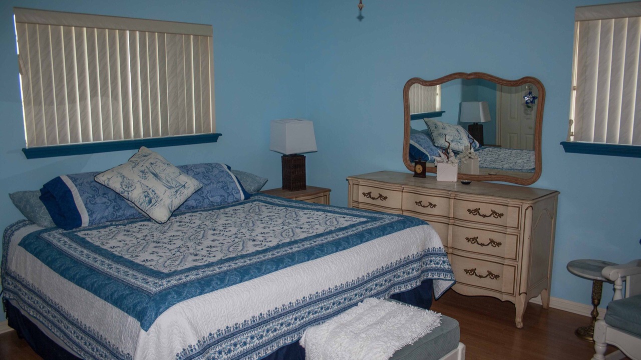Photo of Bedroom in Cedar Lane