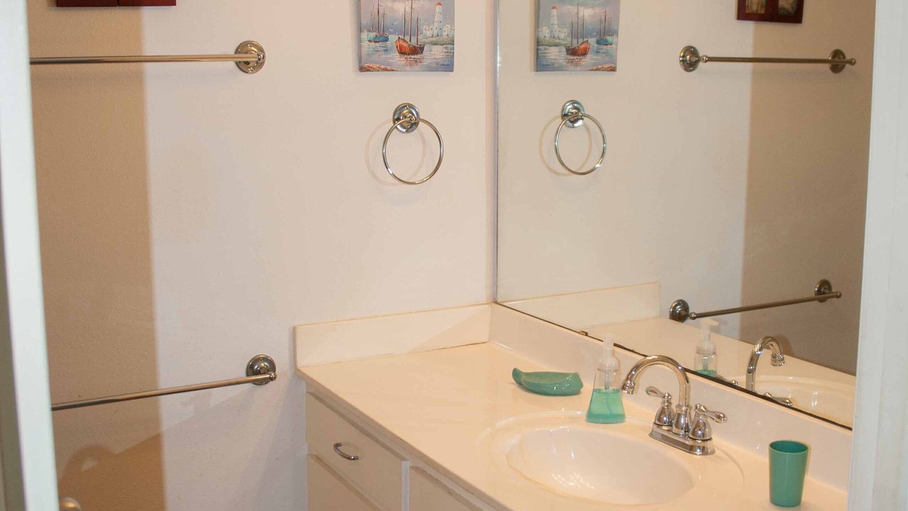 Photo of Bathroom in Cedar Lane