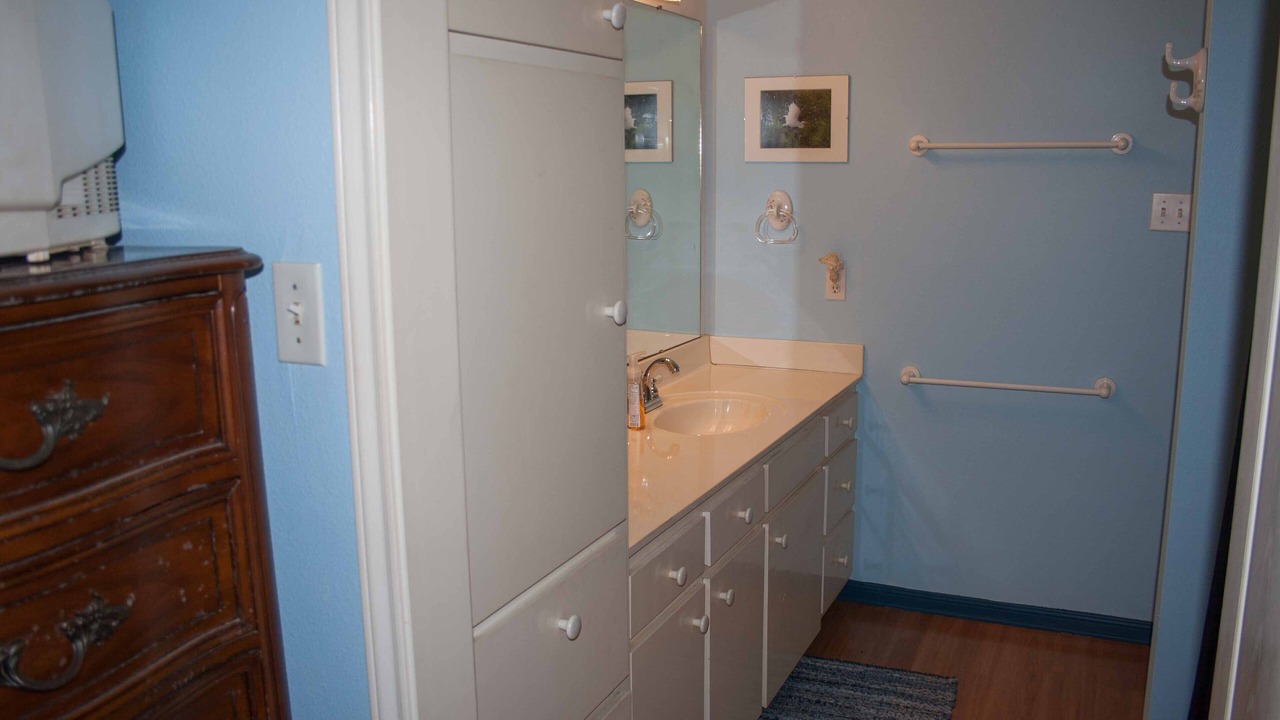 Photo of Bathroom in Cedar Lane
