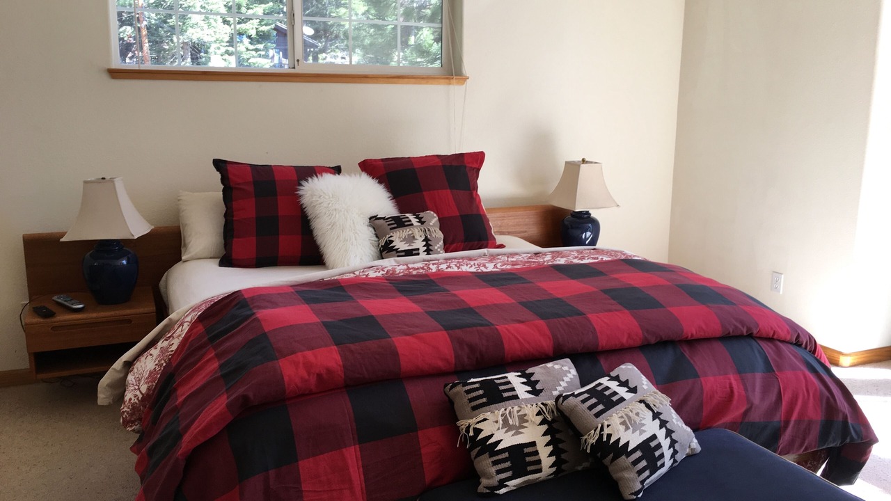 Photo of Bedroom in Kings Beach