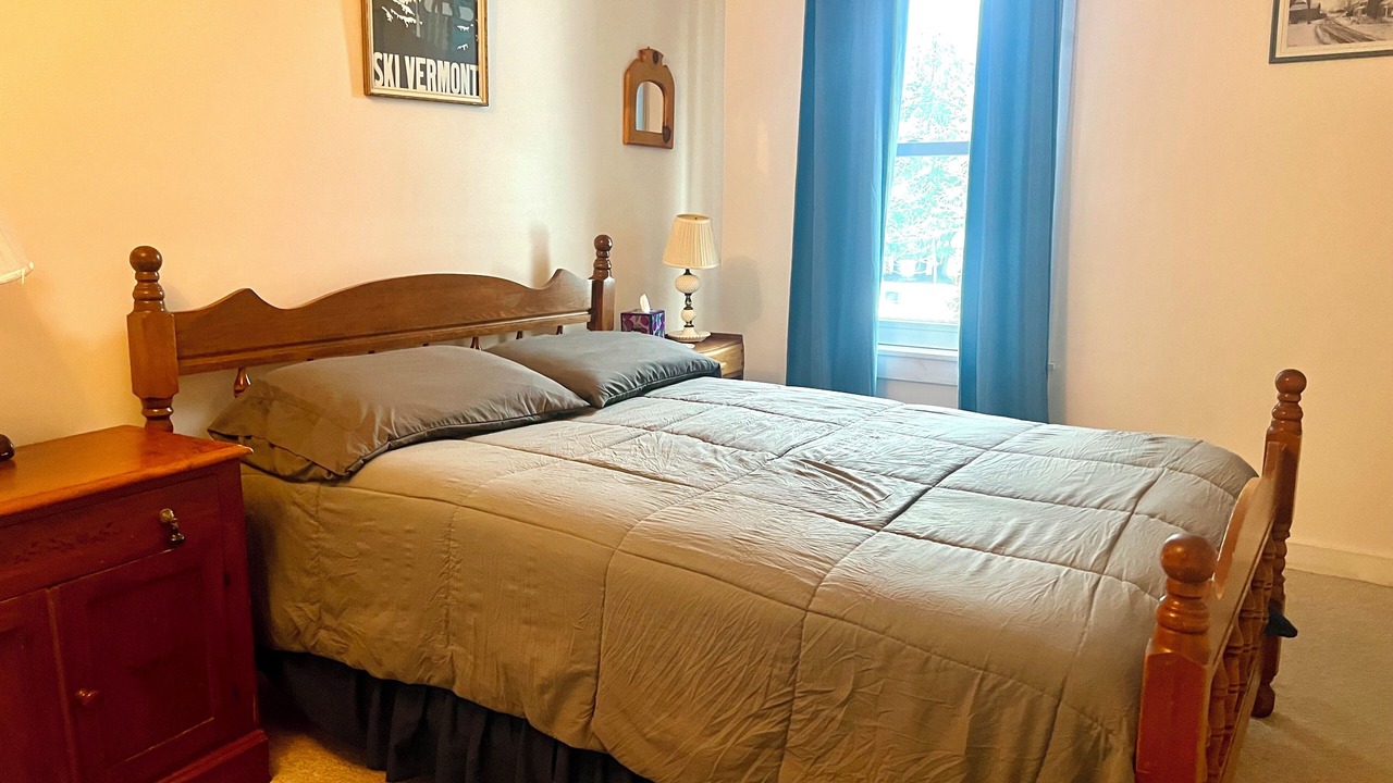 Photo of Bedroom in Waterbury Center