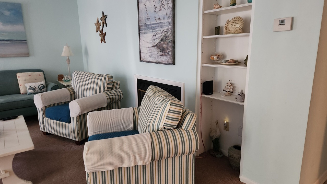 Photo of Livingroom in Colington