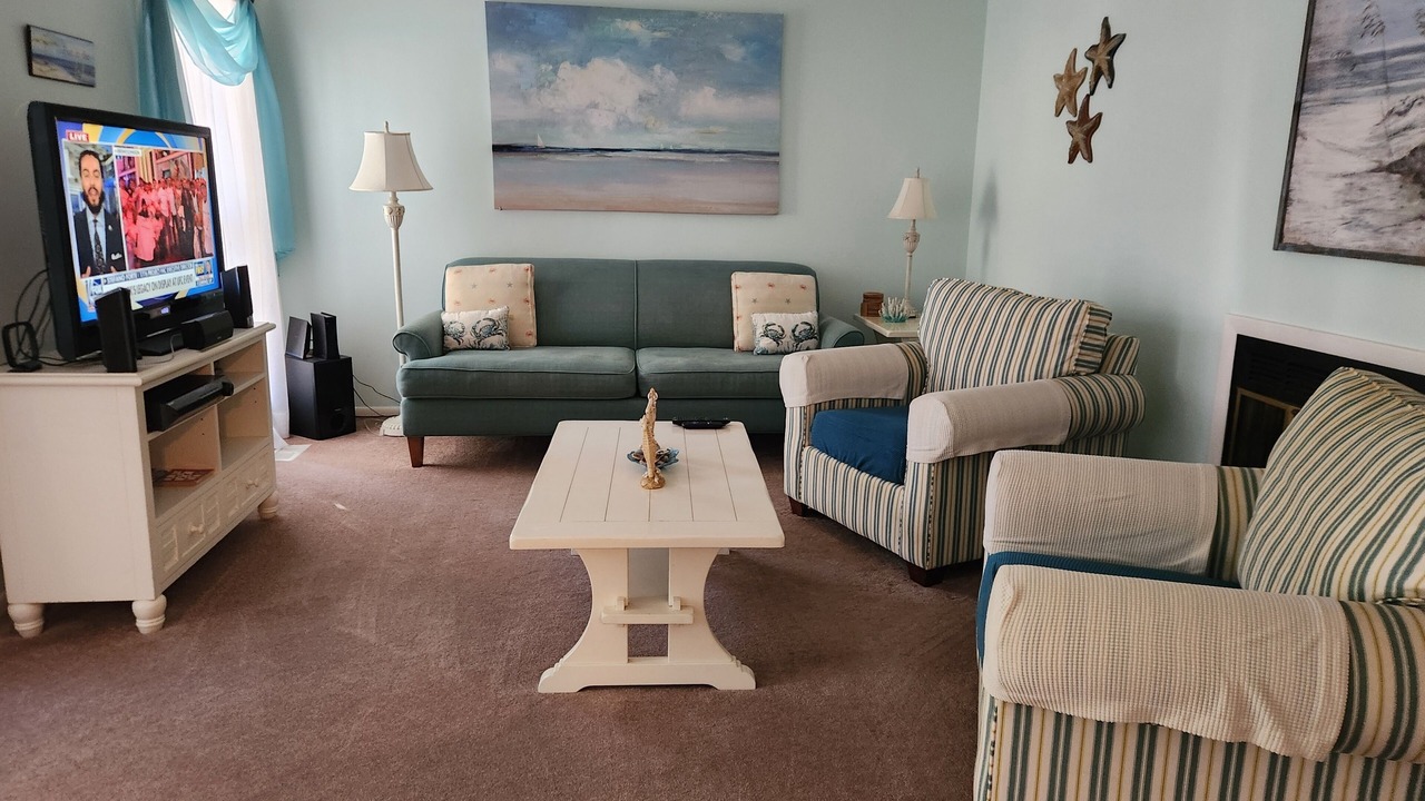 Photo of Livingroom in Colington
