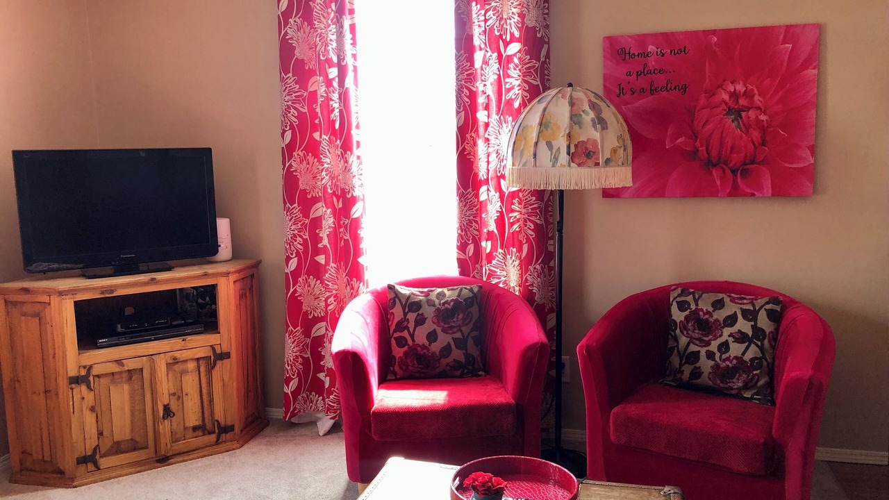 Photo of Livingroom in McKenzie Towne