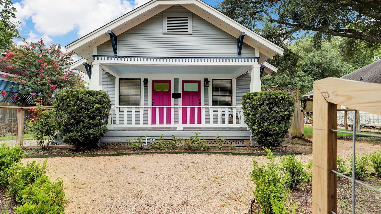 Photo of Others in Houston Heights