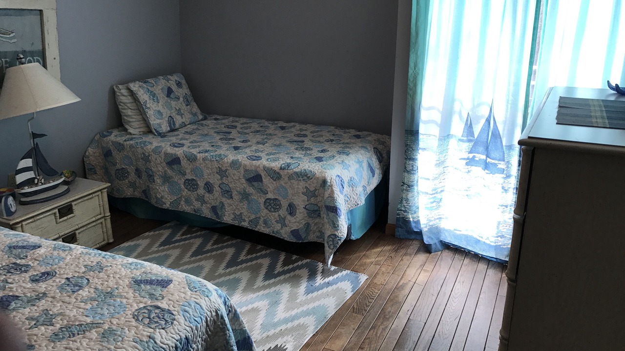 Photo of Bedroom in Summersea