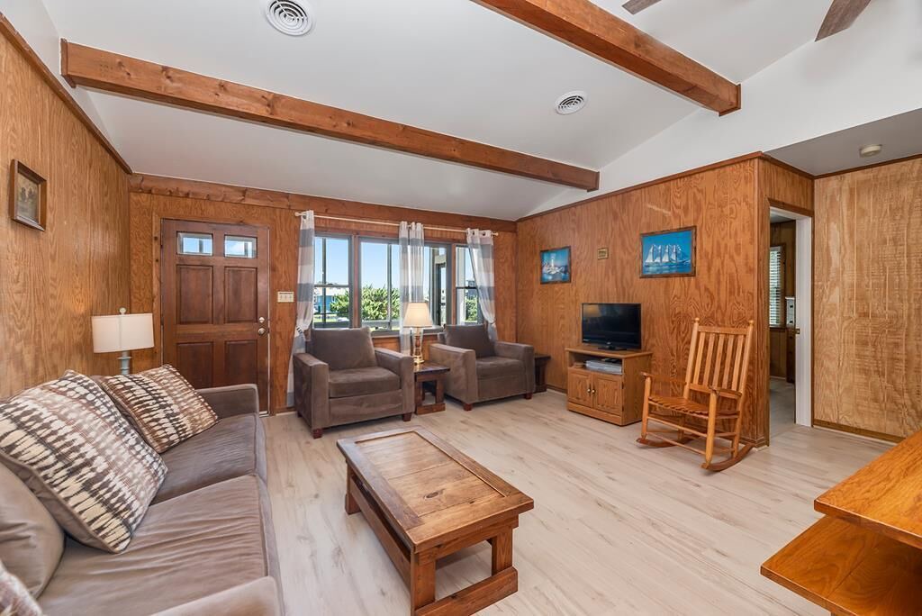 Photo of Livingroom in Nags Head