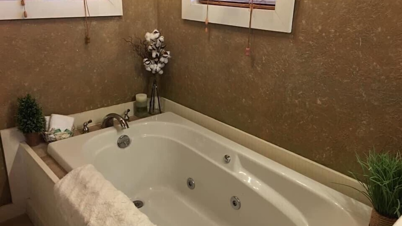 Photo of Bathroom in Jasper