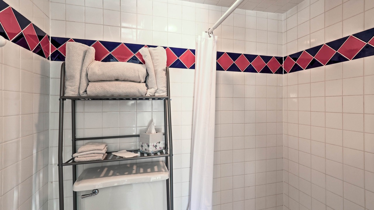 Photo of Bathroom in Fairmount