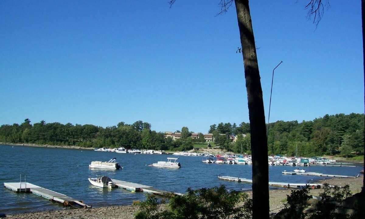 Photo of Others in Hawley