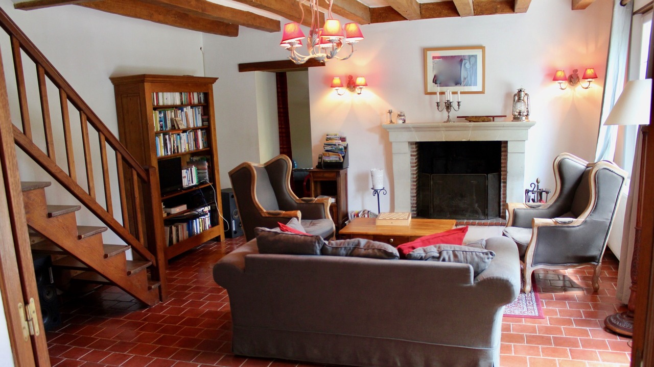 Photo of Livingroom in Le-Petit-Pressigny