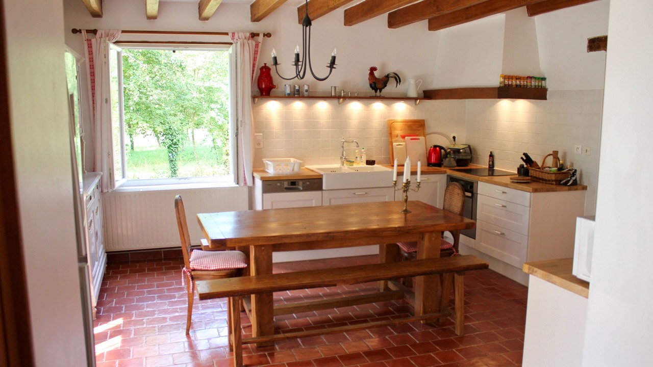 Photo of Kitchen in Le-Petit-Pressigny