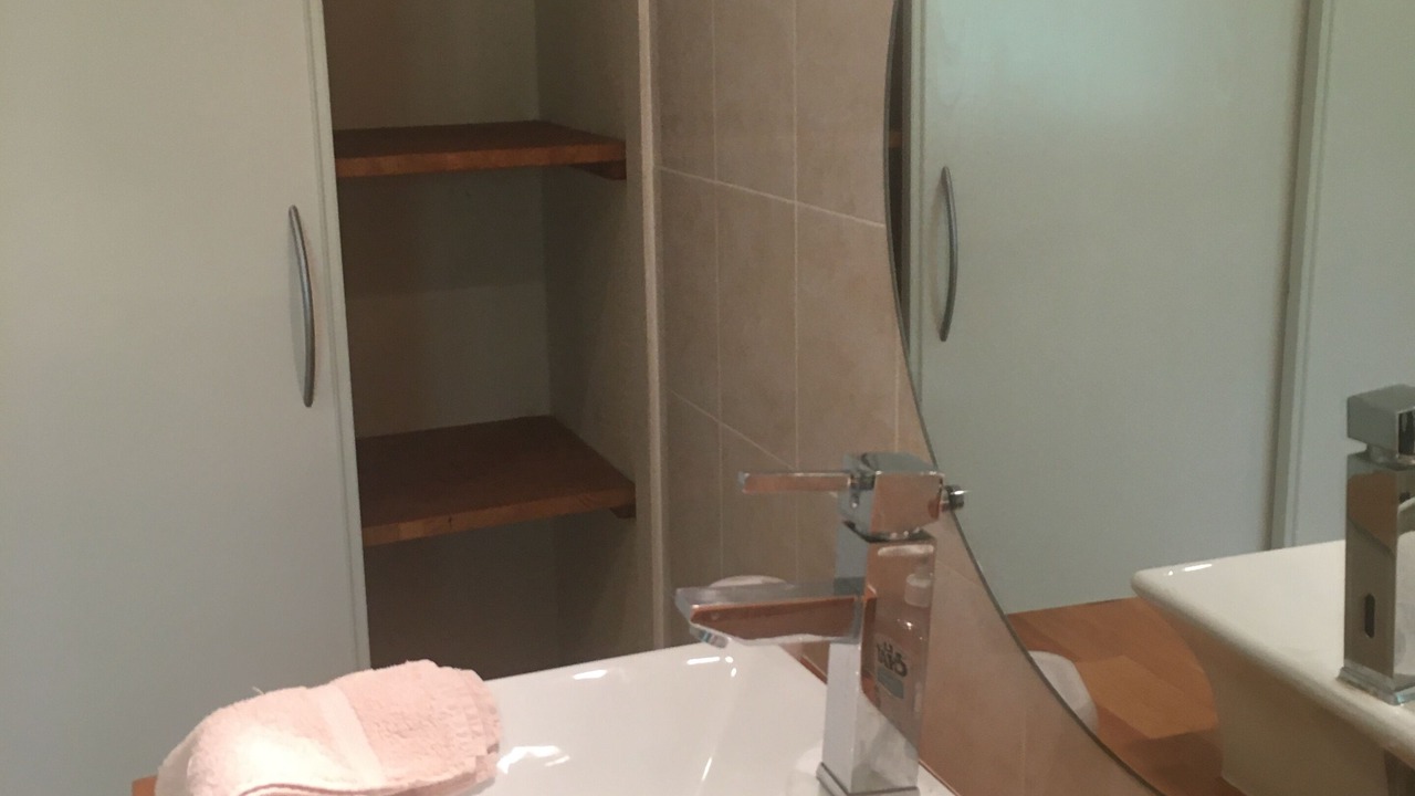 Photo of Bathroom in Dicy