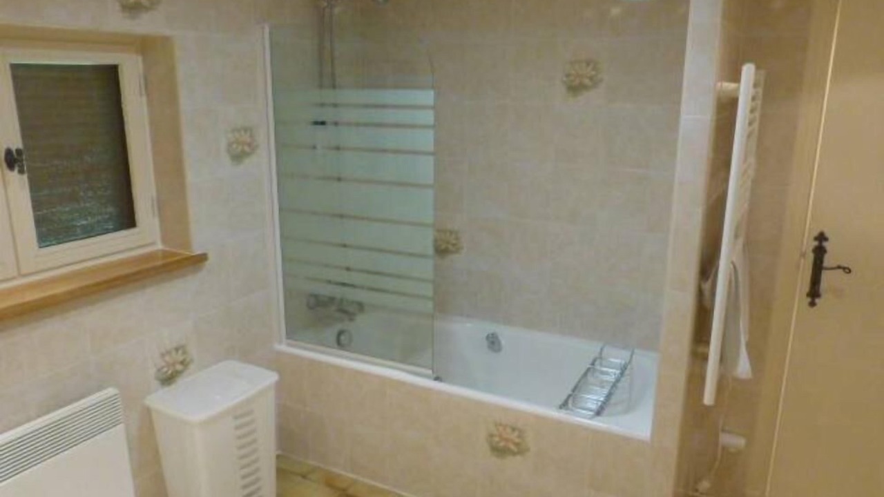 Photo of Bathroom in Dicy