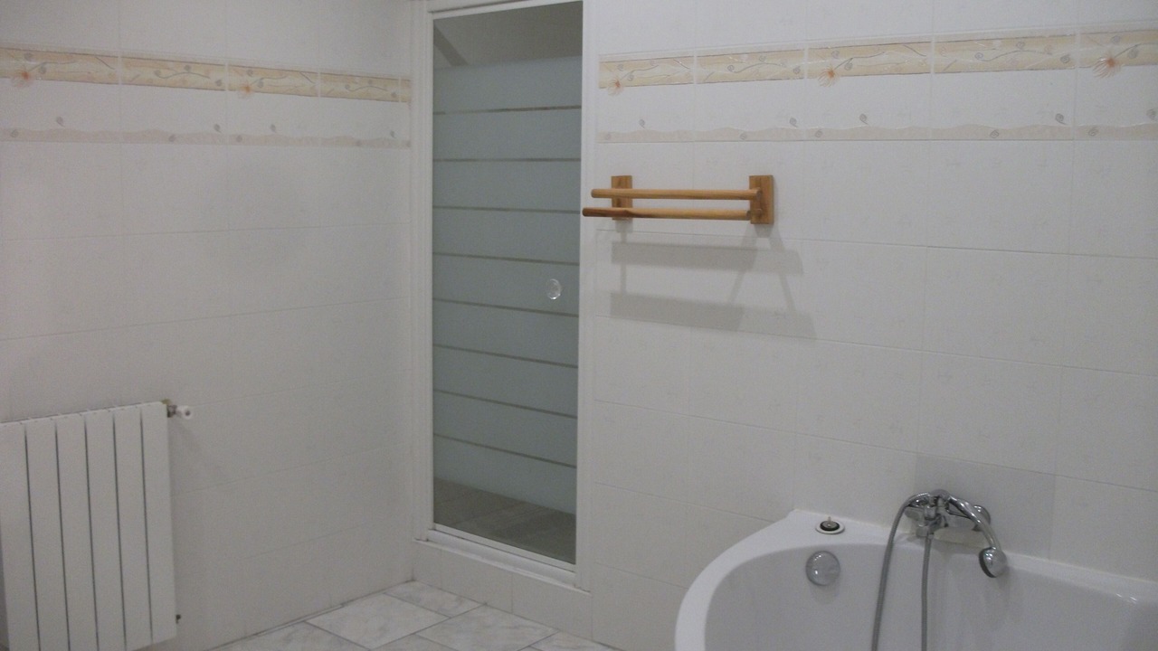 Photo of Bathroom in Souraide