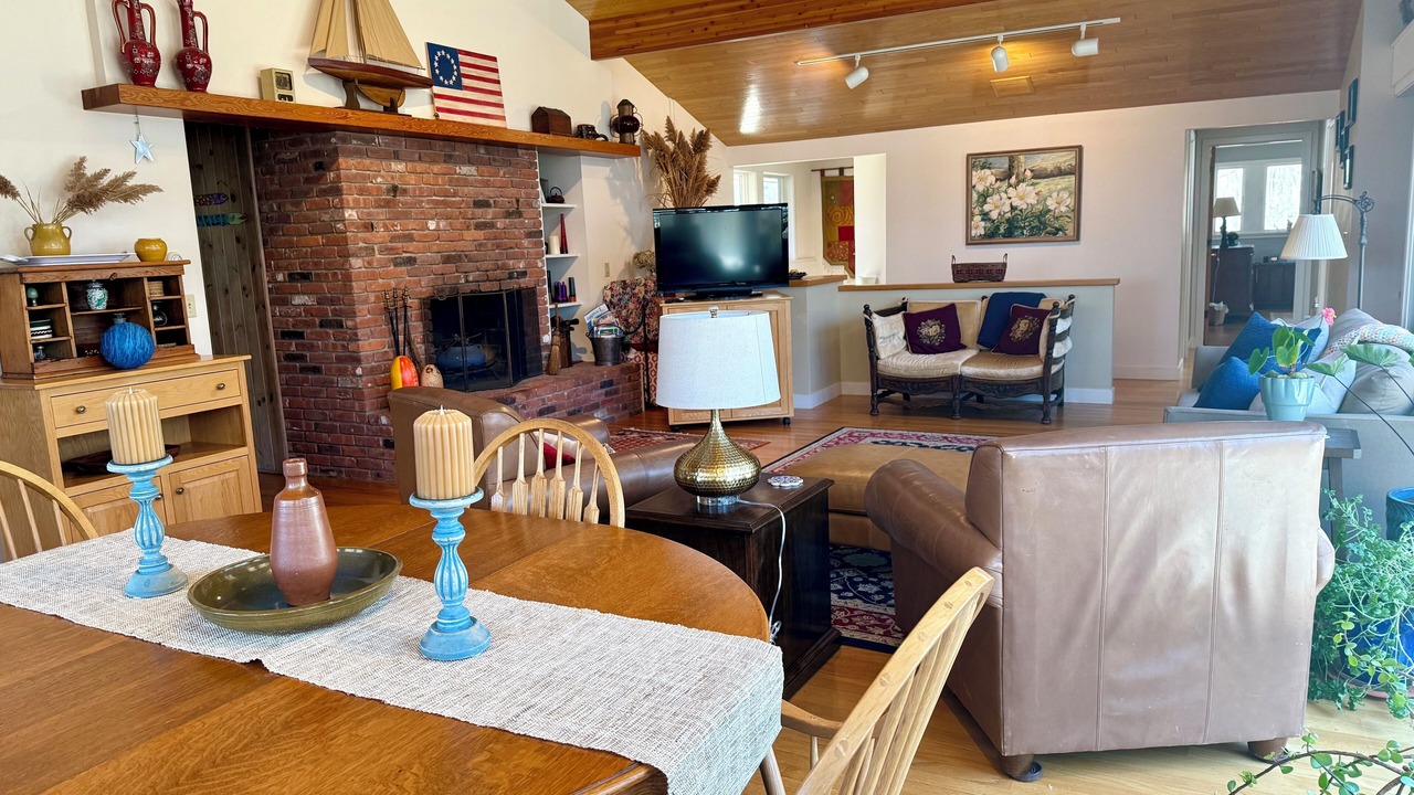 Photo of Bedroom in Pawcatuck