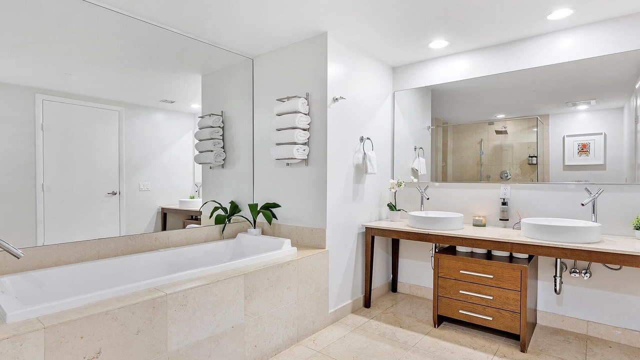 Photo of Bathroom in Downtown Miami