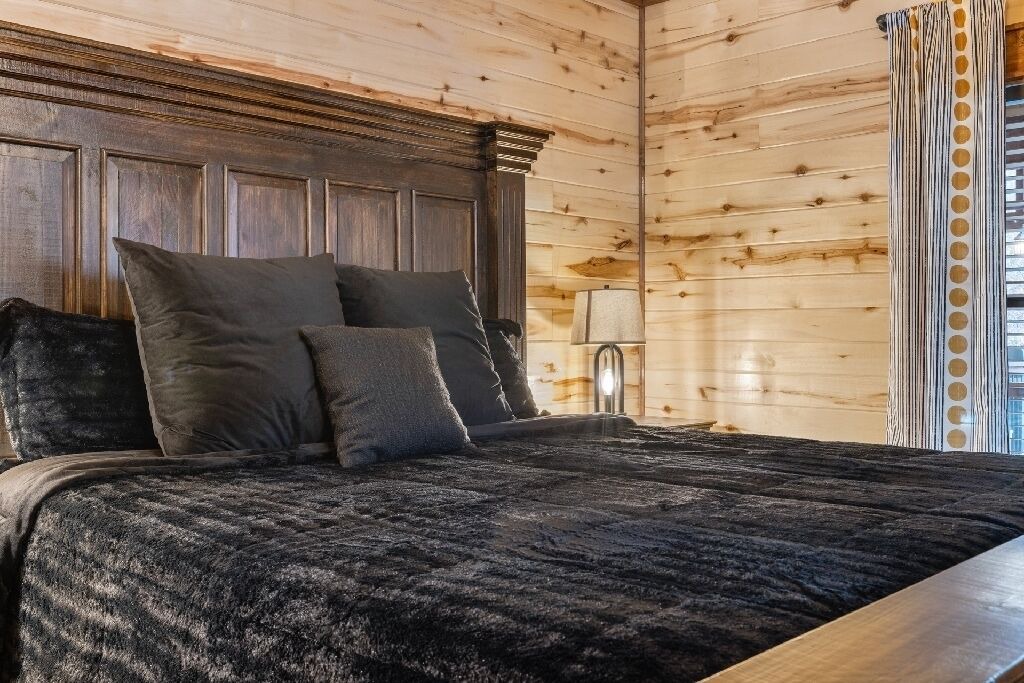 Photo of Bedroom in Broken Bow