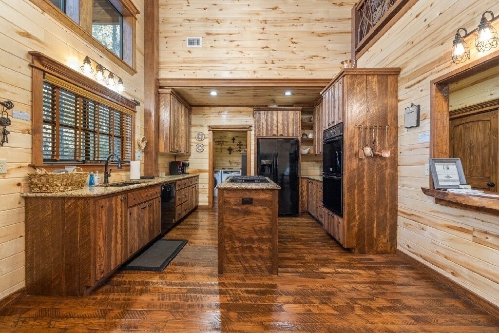 Photo of Kitchen in Broken Bow