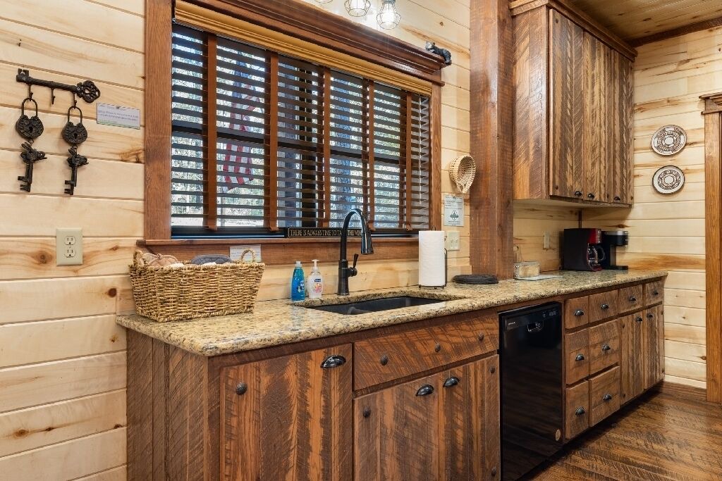 Photo of Kitchen in Broken Bow