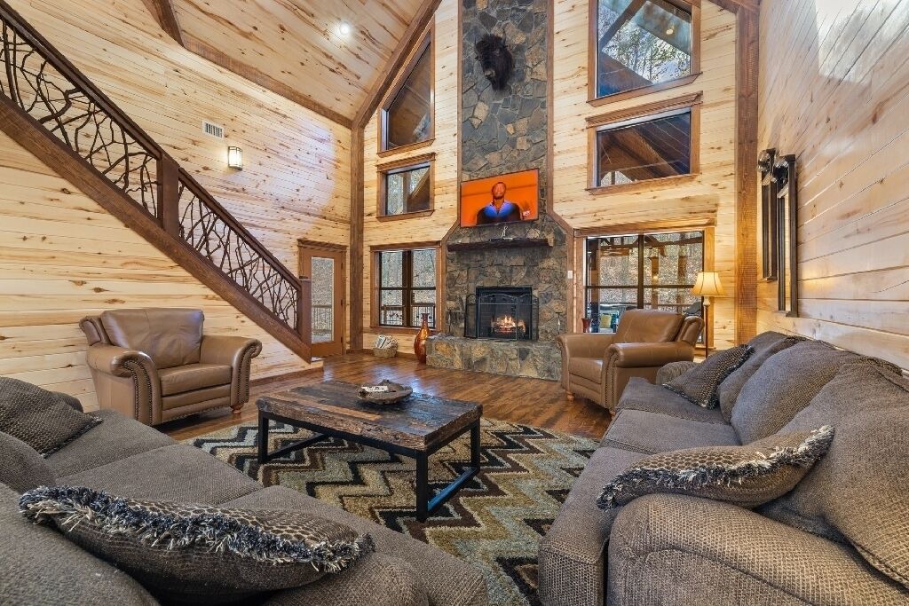 Photo of Livingroom in Broken Bow