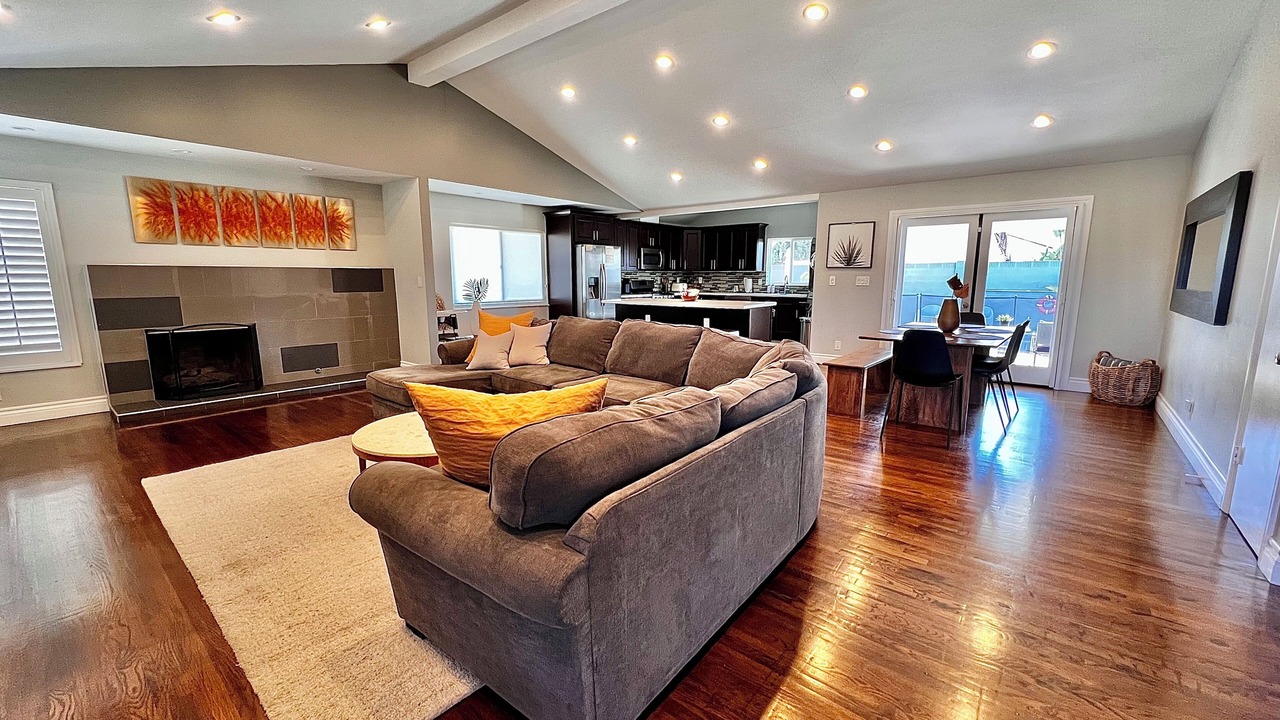 Photo of Livingroom in Hermosa Village