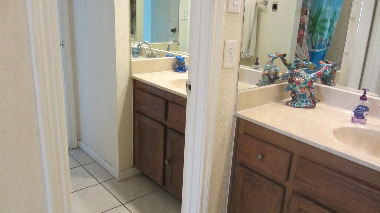 Photo of Bathroom in Seven Coves