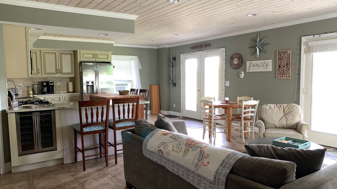 Photo of Livingroom in Branchport