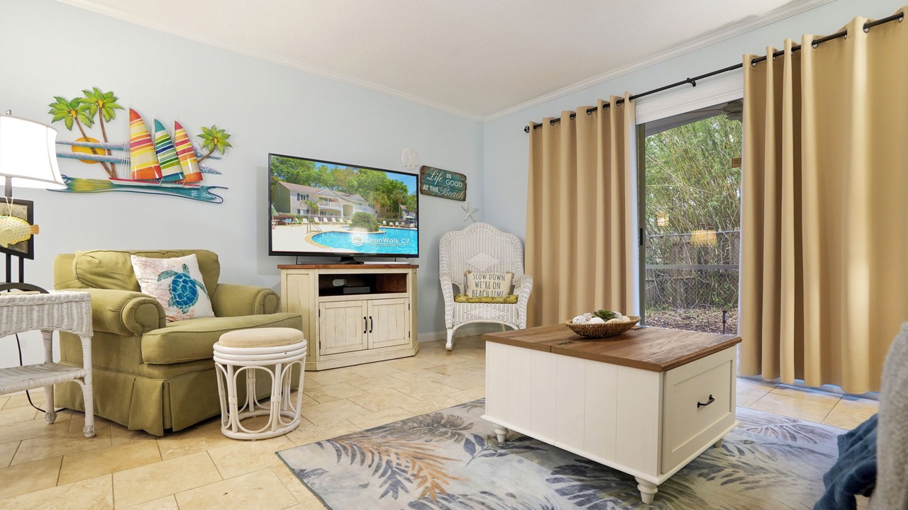 Photo of Livingroom in Demere Park