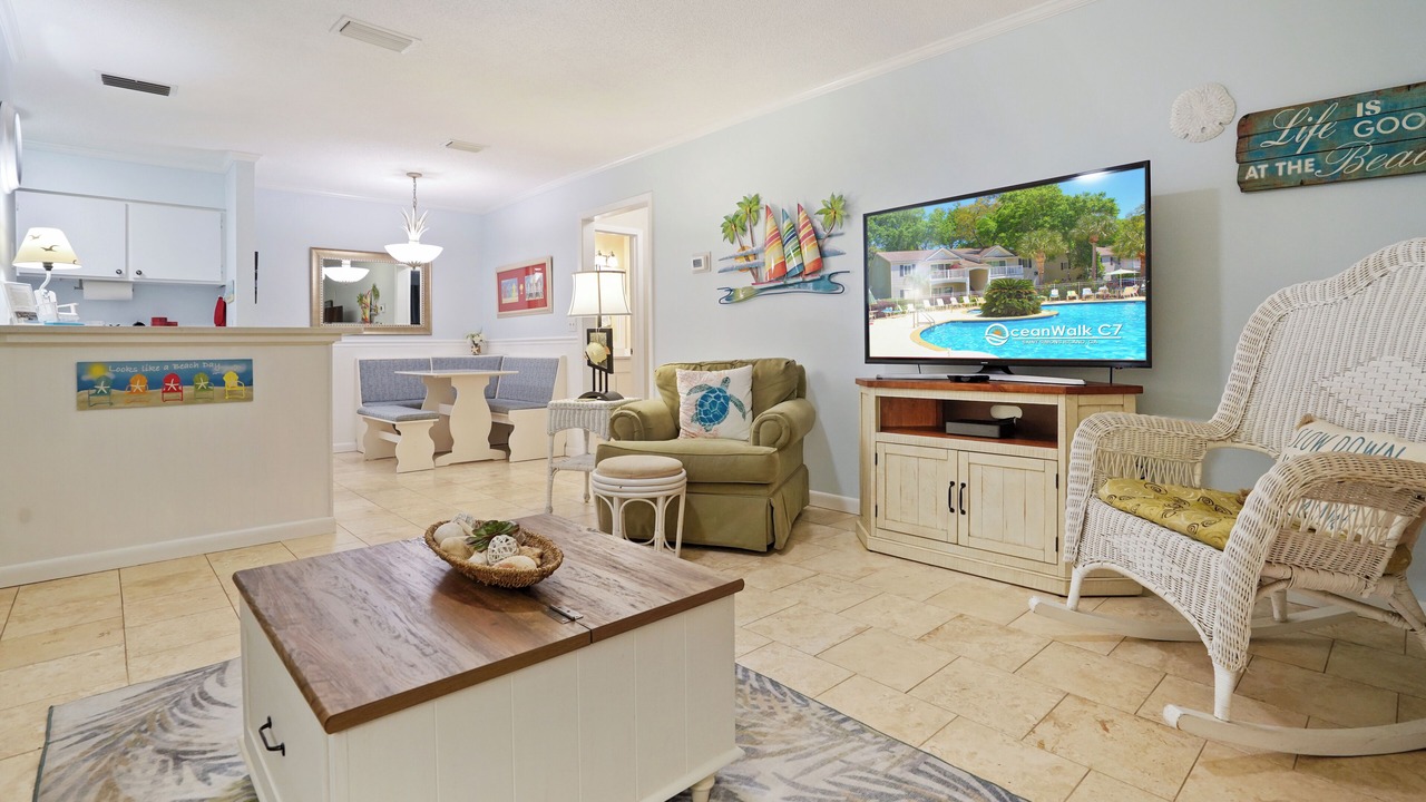 Photo of Livingroom in Demere Park