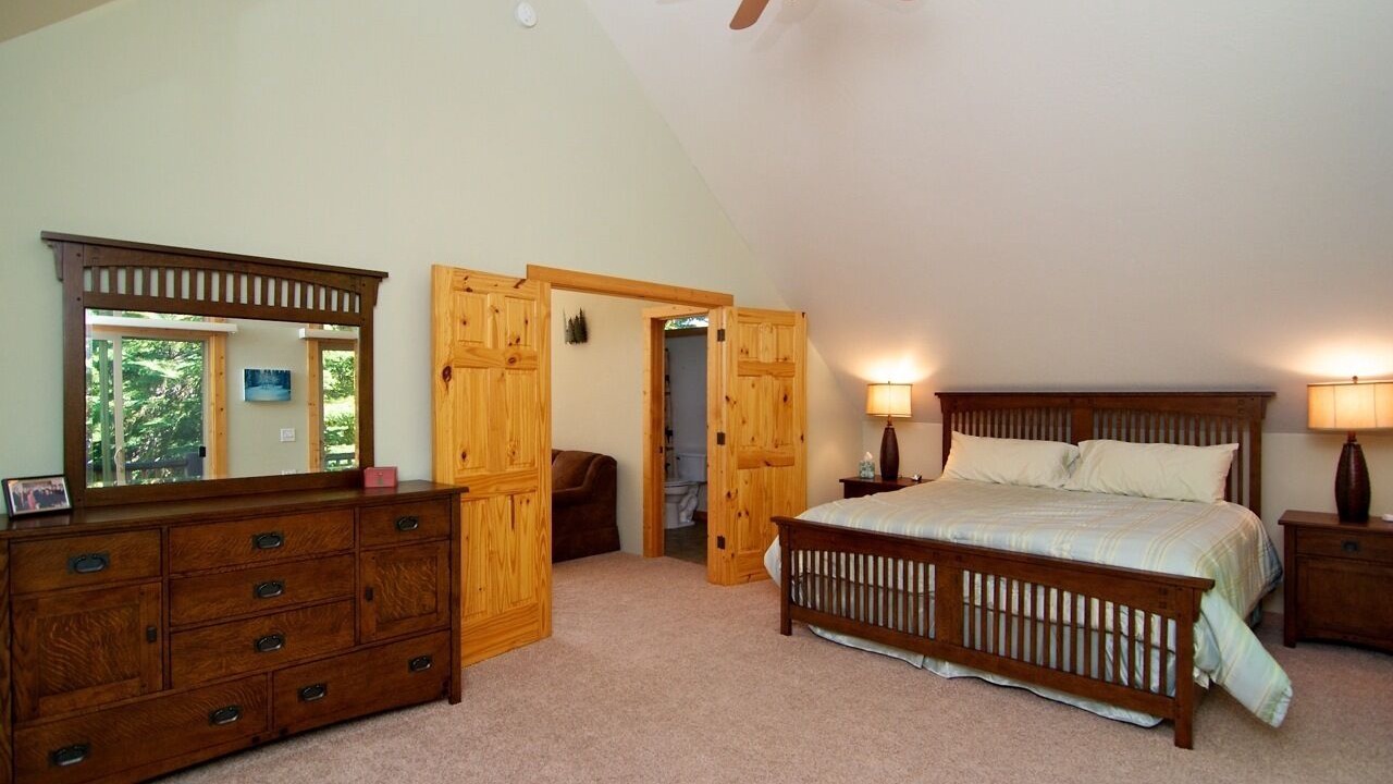 Photo of Bedroom in Klamath Falls