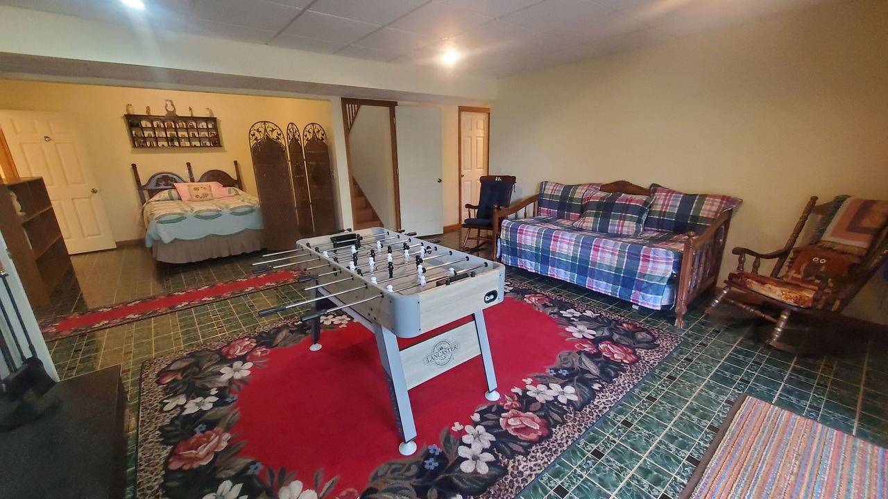 Photo of Bedroom in Garfield