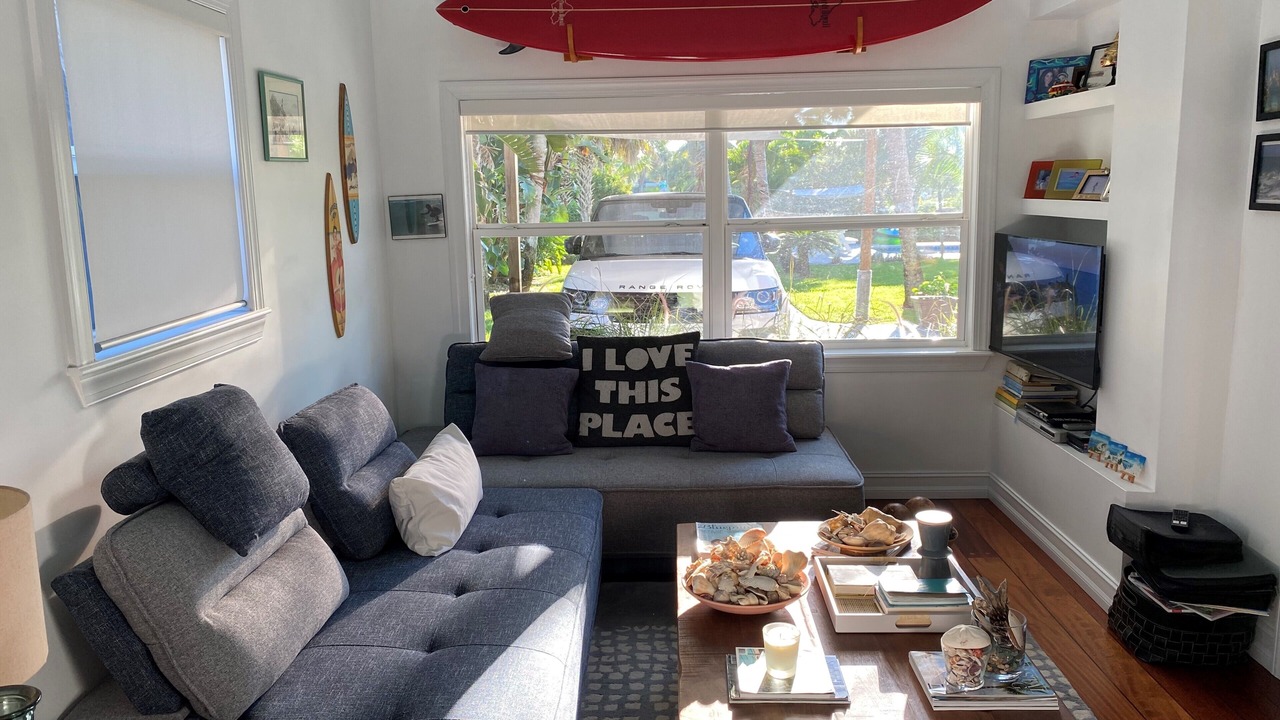 Photo of Bedroom in Floridana Beach