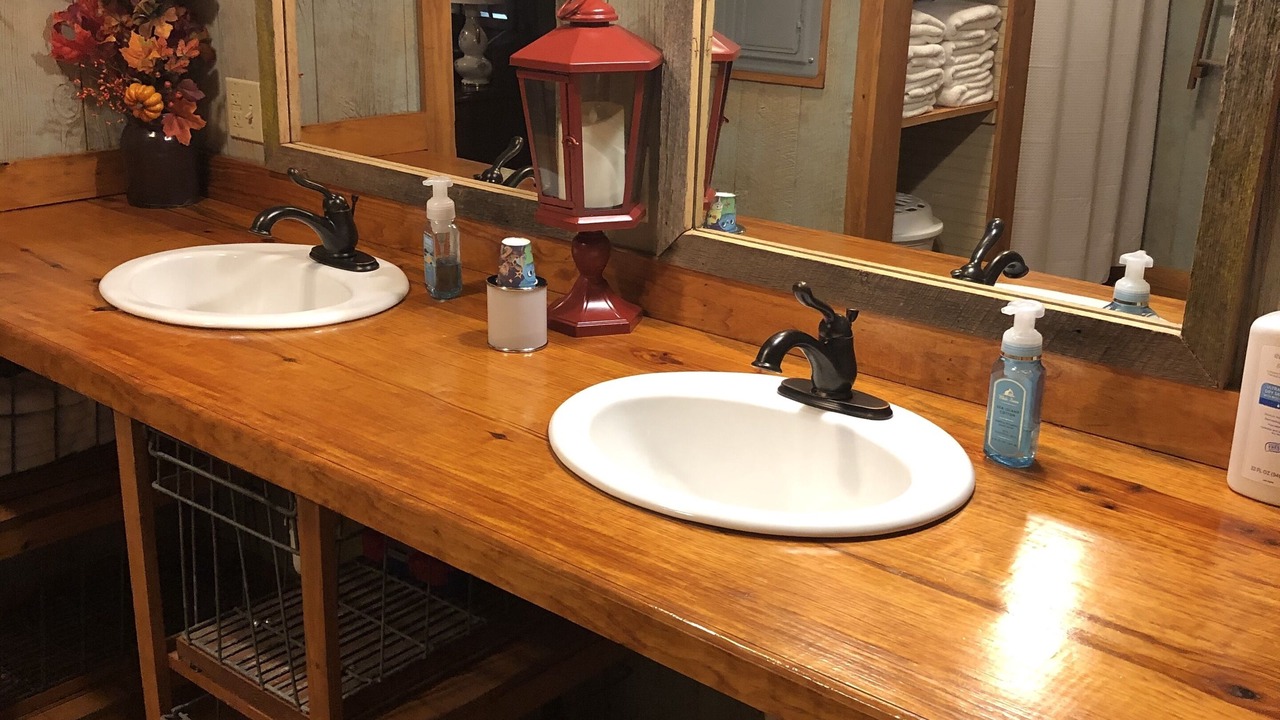 Photo of Bathroom in Venus