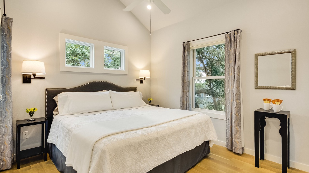 Photo of Bedroom in Barton Heights