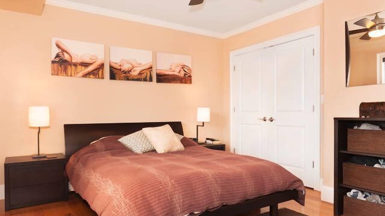 Photo of Others in D Street - West Broadway