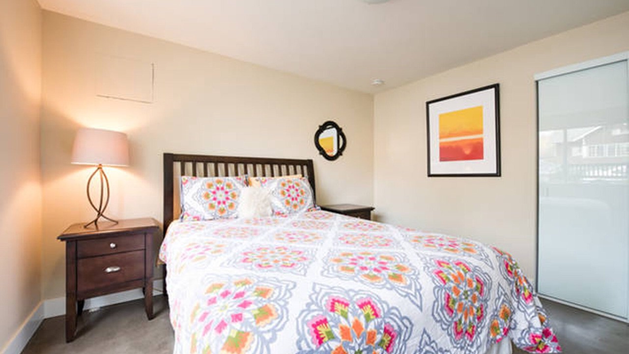 Photo of Bedroom in Upper Telegraph