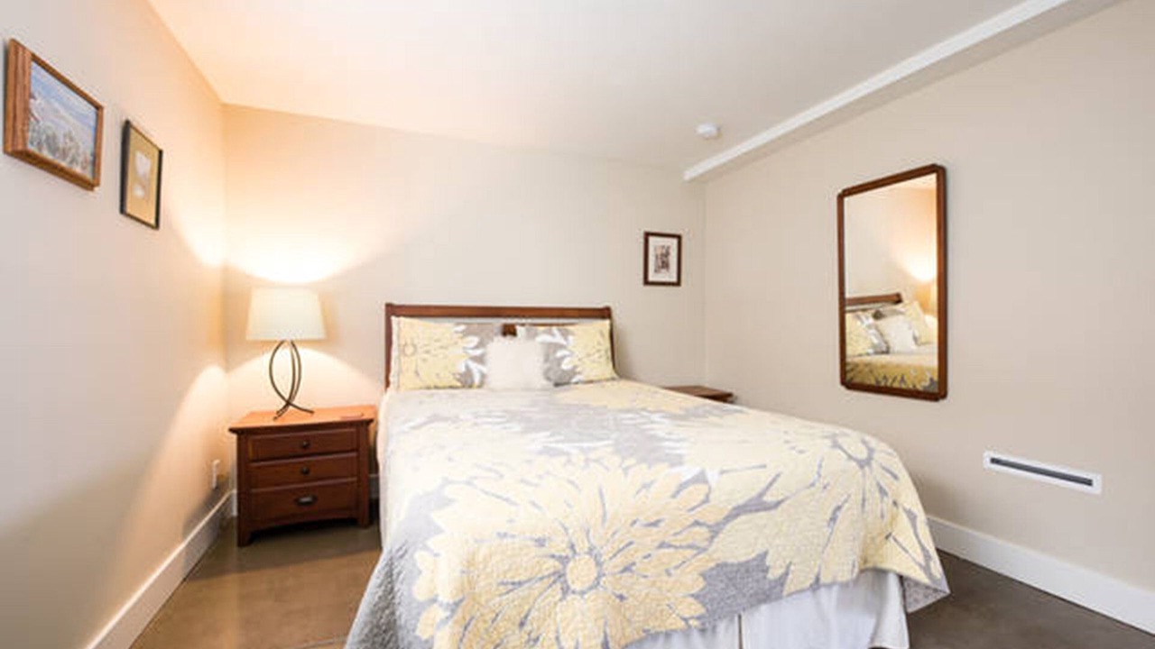 Photo of Others in Upper Telegraph