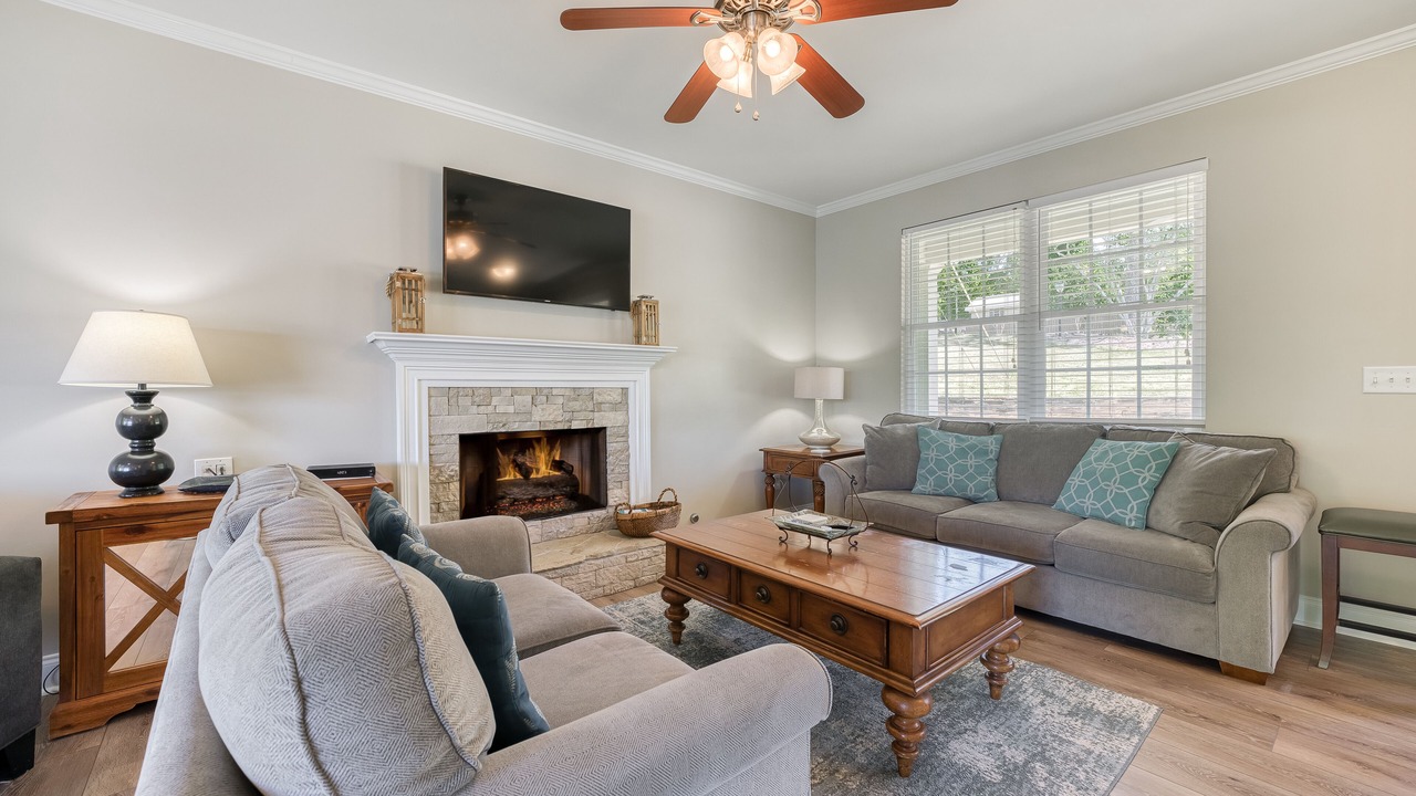 Photo of Livingroom in Gainesville