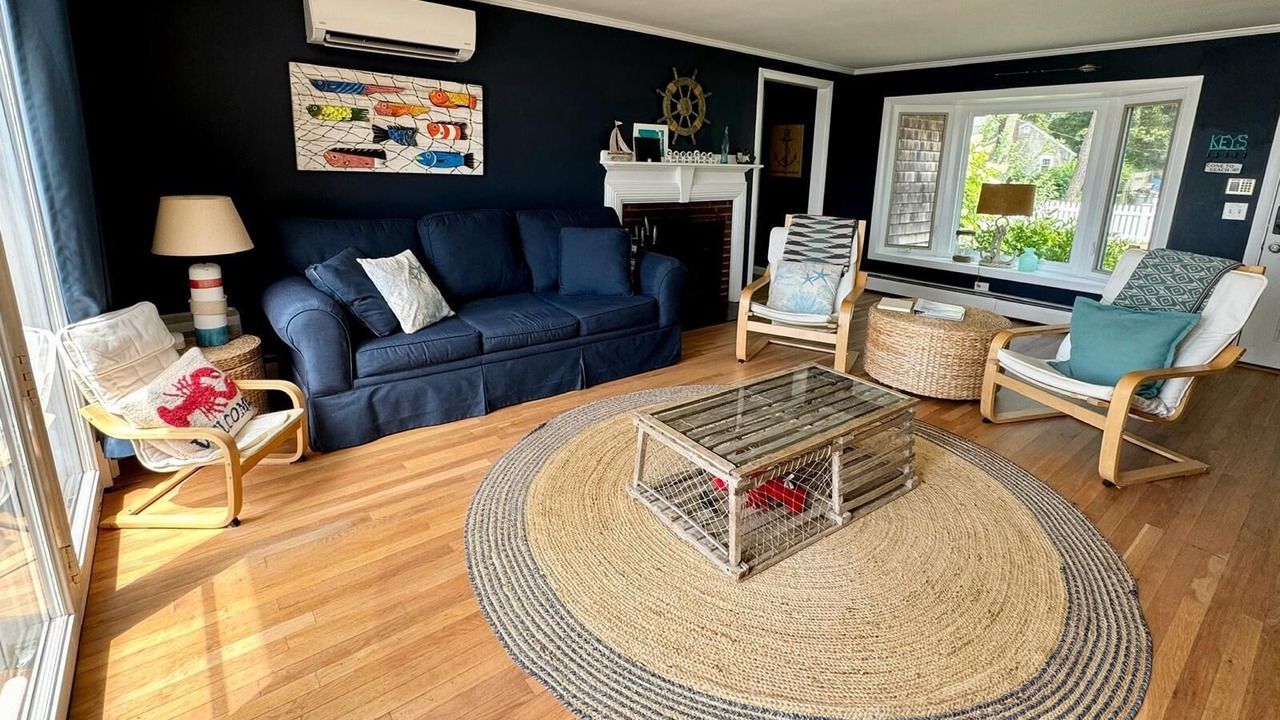 Photo of Livingroom in Dennis Port