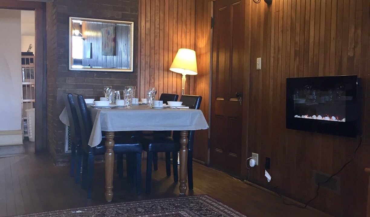 Photo of Livingroom in Corning
