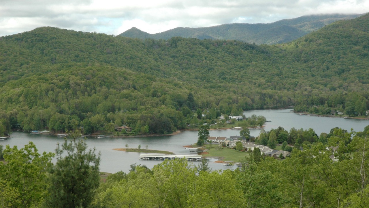 Photo of Others in Hiawassee