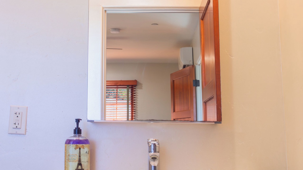 Photo of Bathroom in Loma Portal